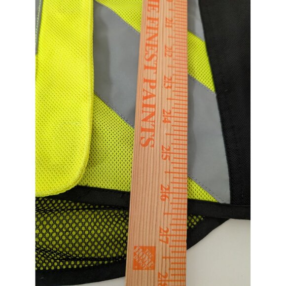 Bravo Victor Military Spec Hi Vis Motorcycle Vest Mens XL- 4XL Adjustable Sizing - Picture 13 of 13